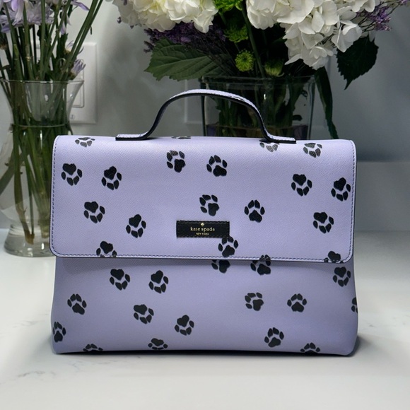 Kate Spade Davie Cosmetic Travel Bag Paw Prints in RARE Lavender EUC! - Picture 2 of 11